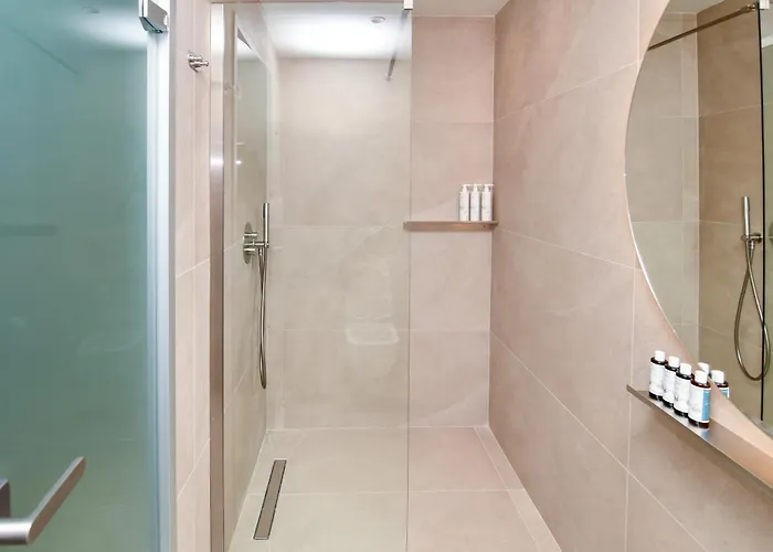 Thrive Hotel de apartamente Sarti