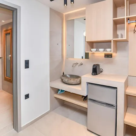 Thrive Aparthotel 3*